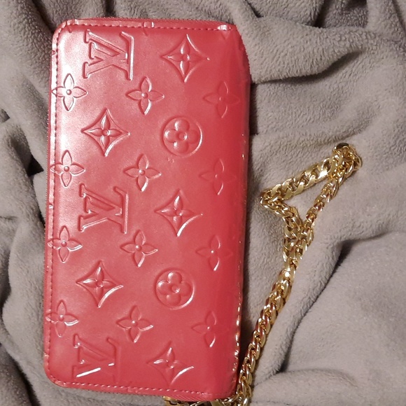 Louis Vuitton Handbags - Louis vuitton long zip wallet/wristlet